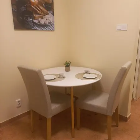 Apartment Tavirozsa Heviz
