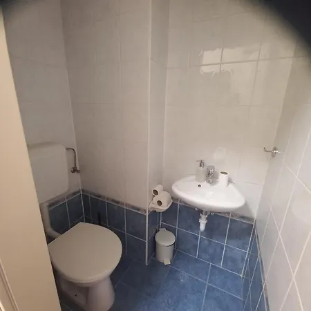 Apartment Tavirozsa Heviz