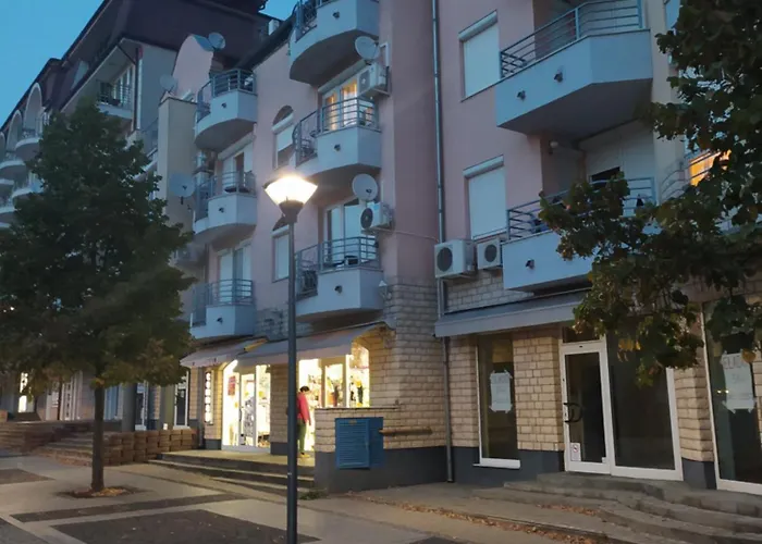 Apartment Tavirozsa